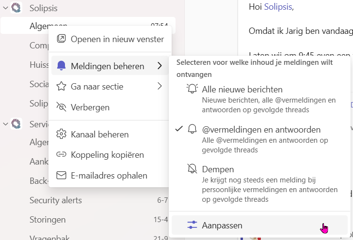 Het menu Meldingen beheren bij een kanaal in Teams, met de keuzes Alle nieuwe berichten, Vermeldingen en antwoorden en Dempen.